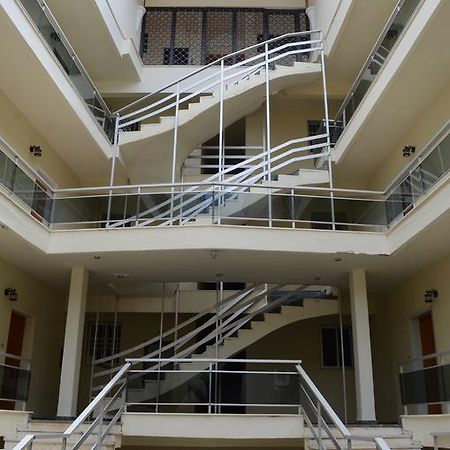 Kineta Apartments Экстерьер фото