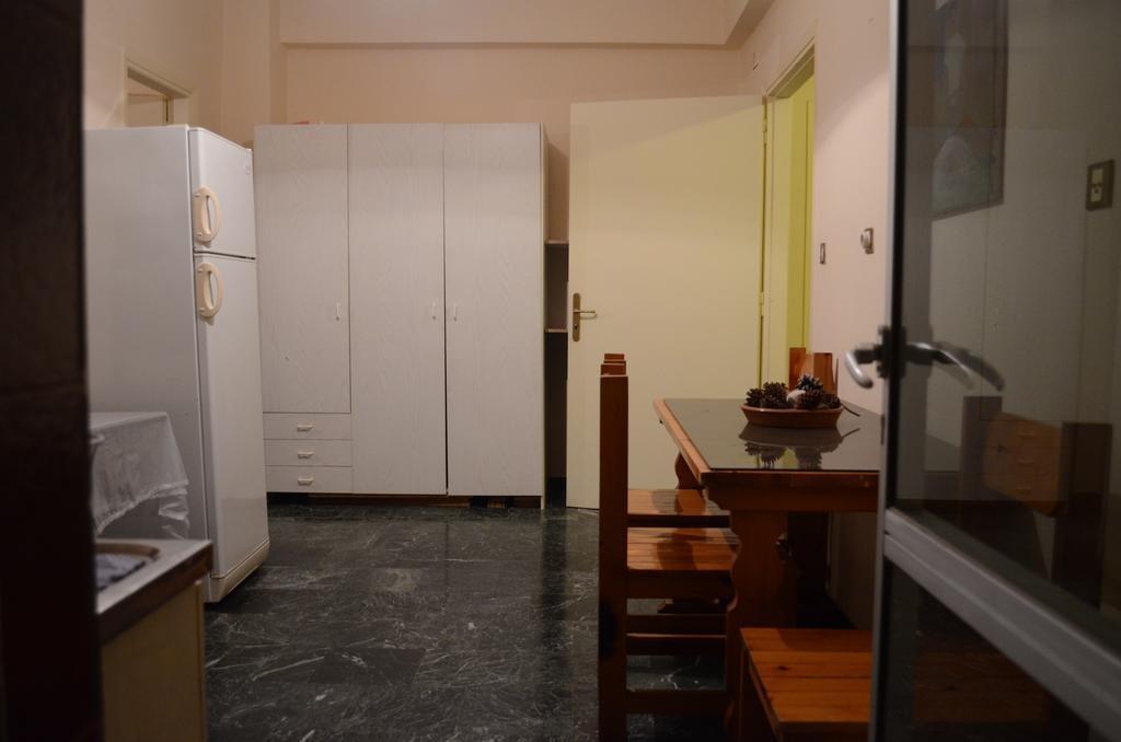 Kineta Apartments Экстерьер фото