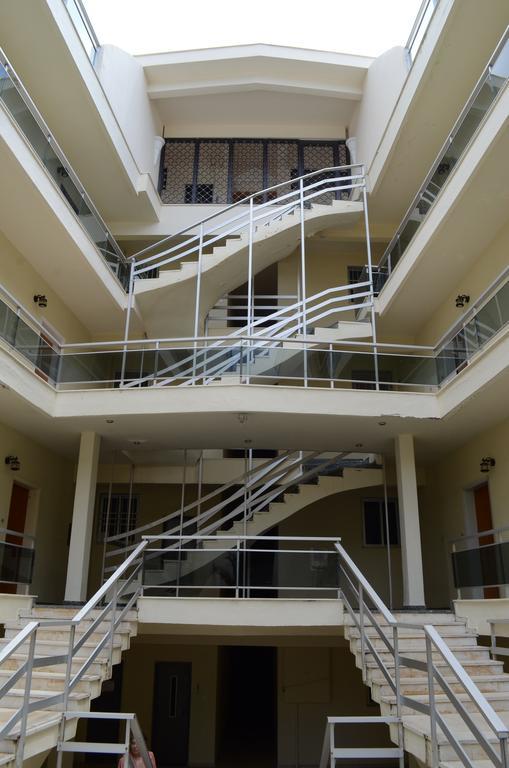 Kineta Apartments Экстерьер фото